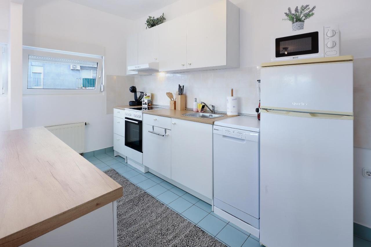 Apartment Leon - Sea View Рієка Екстер'єр фото