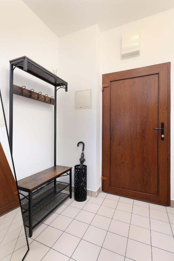 Apartment Leon - Sea View Рієка Екстер'єр фото
